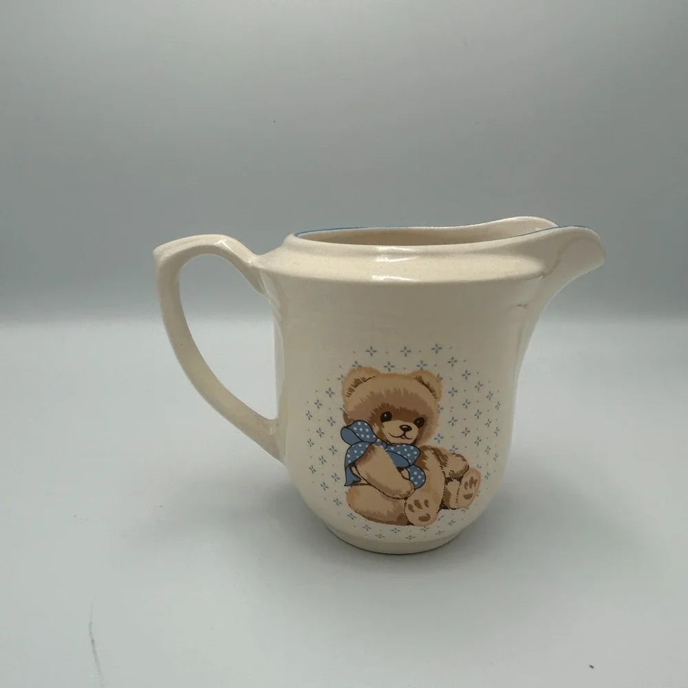 Vintage Tienshan Stoneware Country Bear Cottage Pitcher Serving Bowl Granny 80s